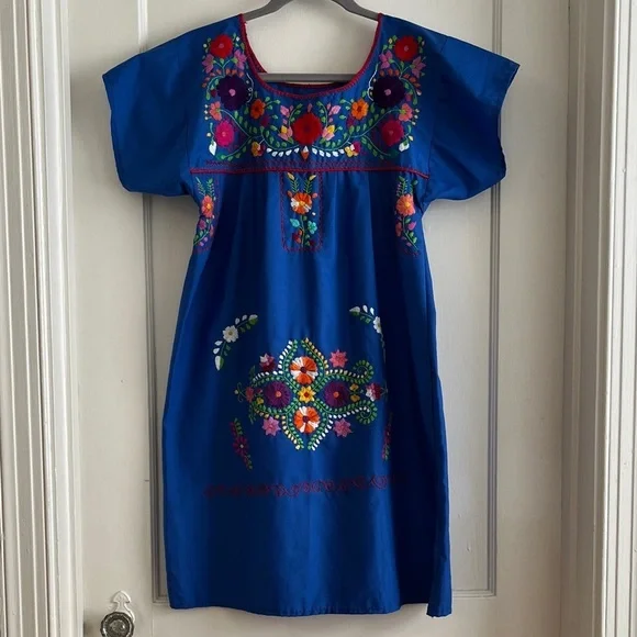 Vintage Mexican Huipil Hand Embroidered Puebla Dress Blue Floral Embroidery - Picture 1 of 11